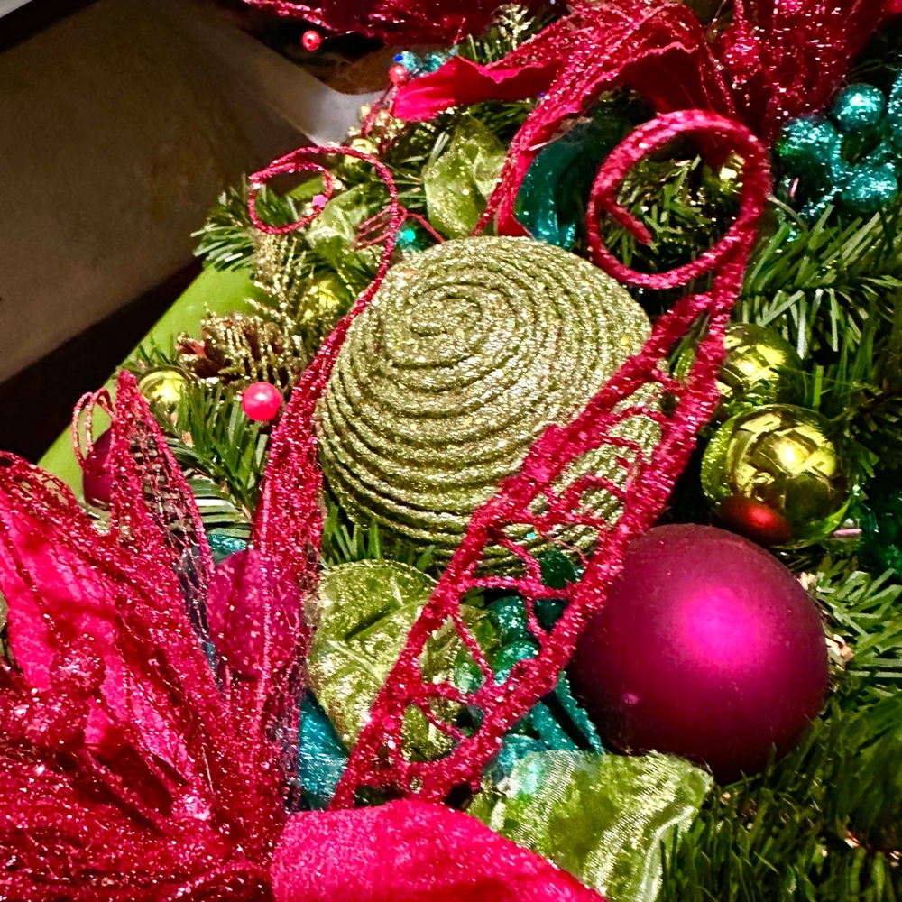 Festive Holiday Centerpiece Faux Greenery Spray - Picture 7 of 9
